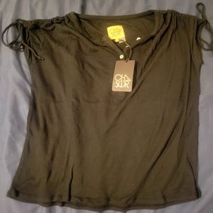 Chaser Black rooshed sleeve tee  size medium new with tags